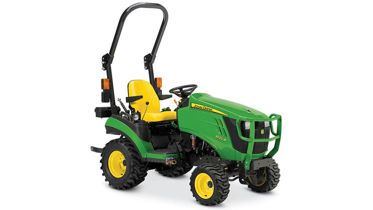 1025R Sub-Compact Tractor,  image number 0